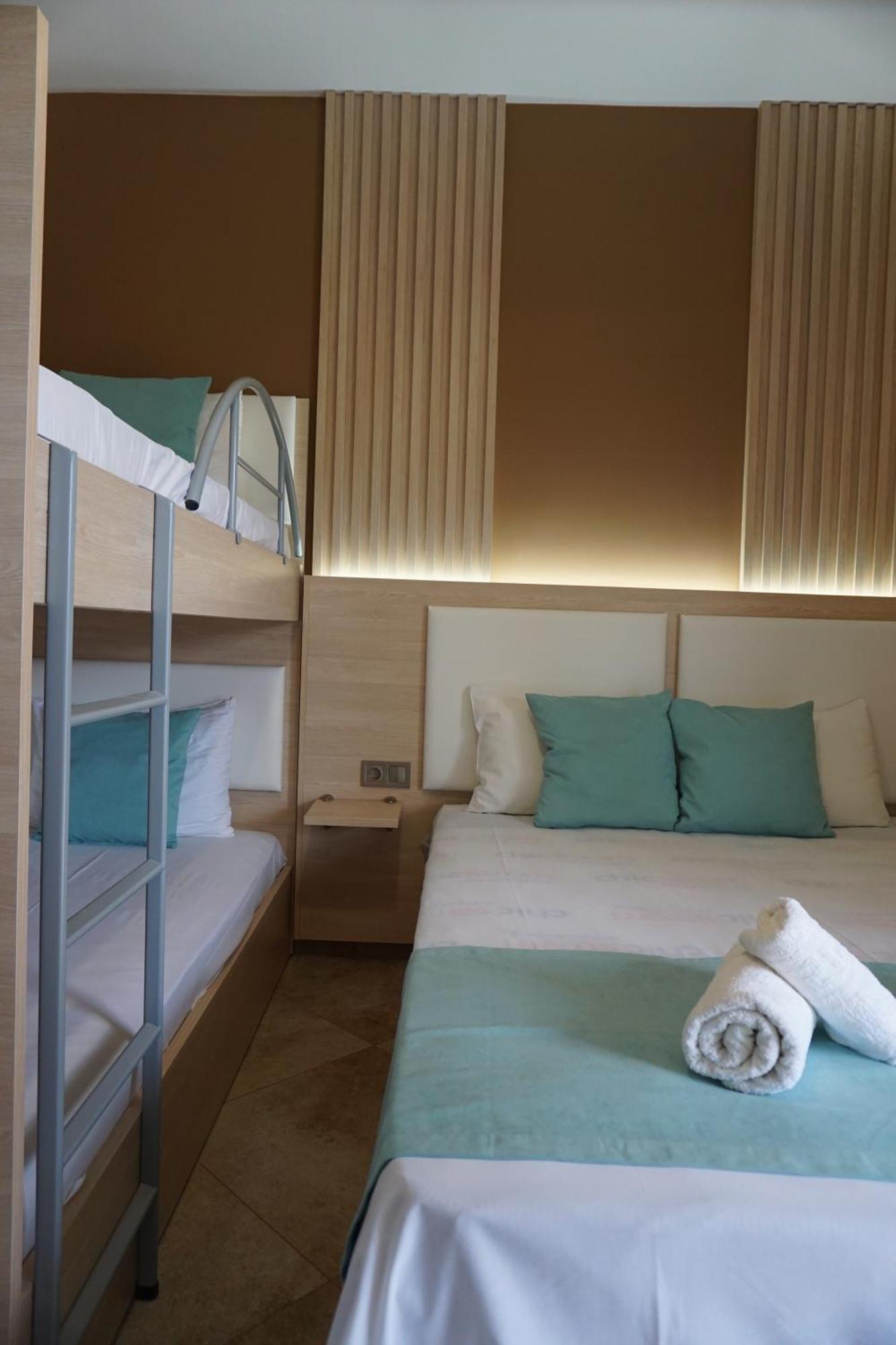 House Michalis Aparthotel Sarti Exterior photo