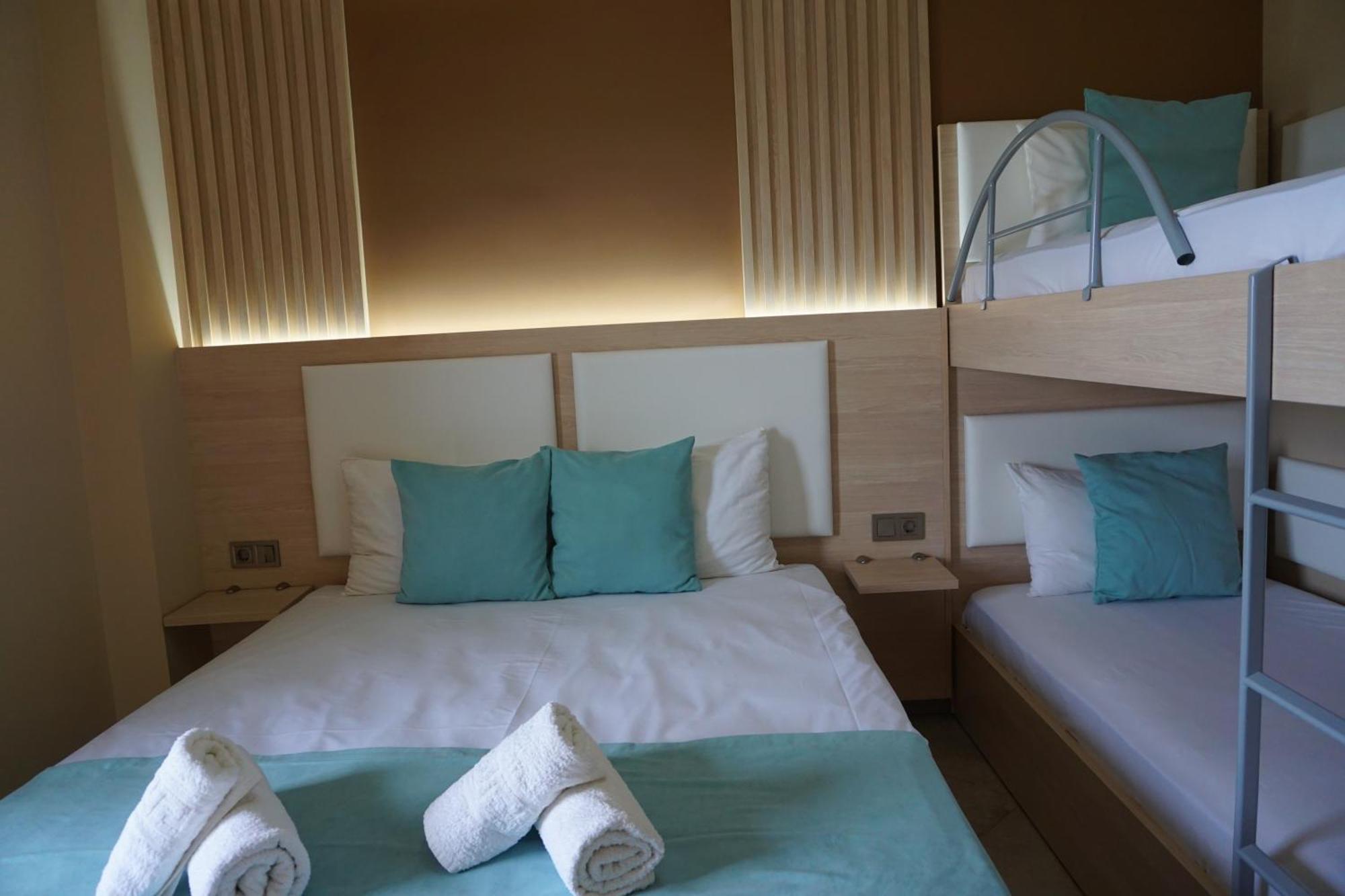 House Michalis Aparthotel Sarti Exterior photo