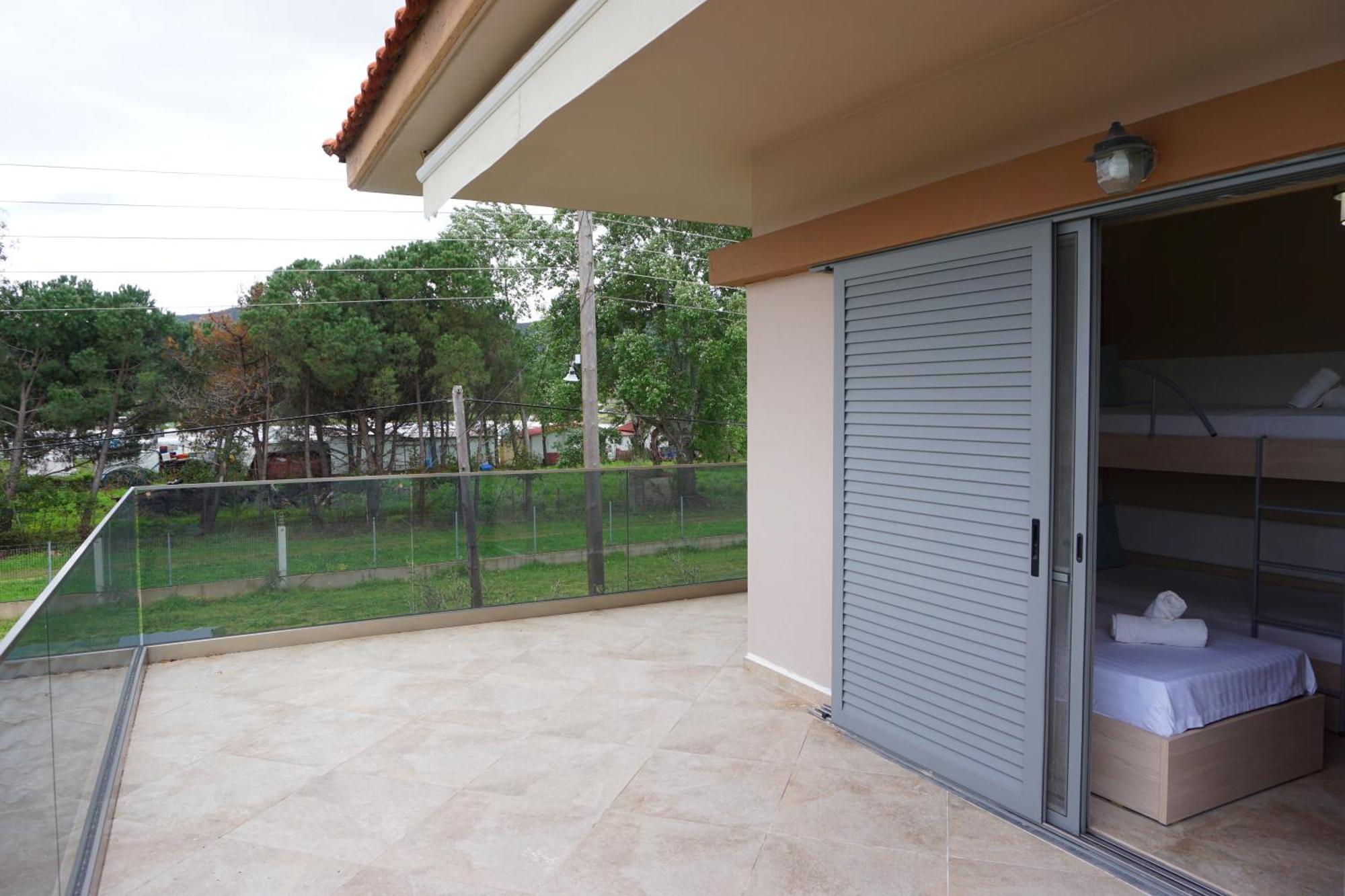 House Michalis Aparthotel Sarti Exterior photo